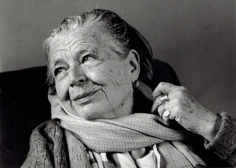 Marguerite Yourcenar-Bailleul-1982.10.04.Bernhard De Grendel (10)