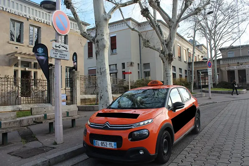 Voiture-auto-ecole